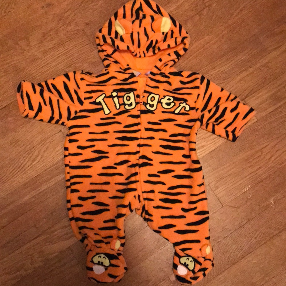 Tigger baby suit